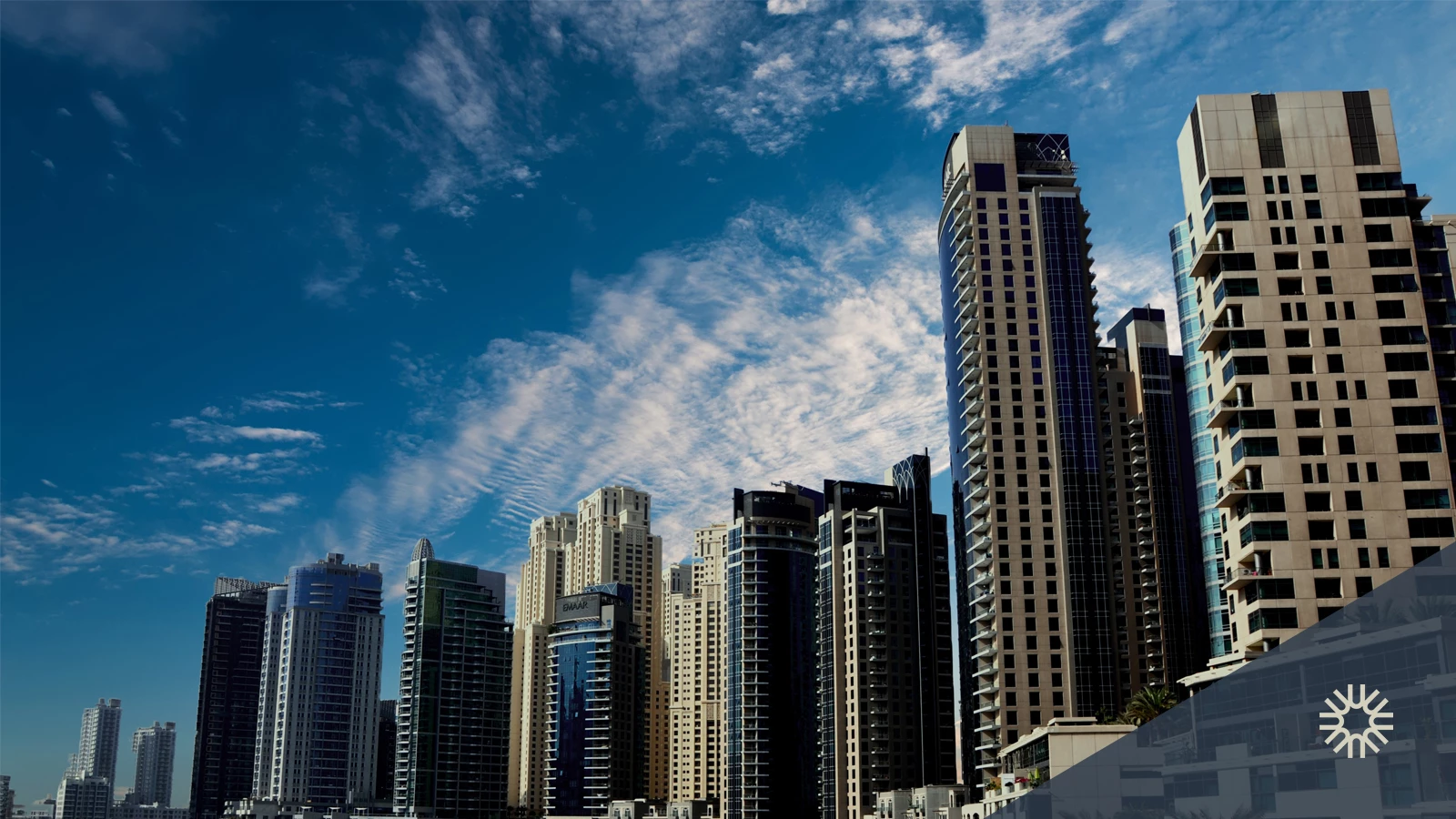 Best 10 Tips from Real Estate Experts Before Buying Property in Dubai